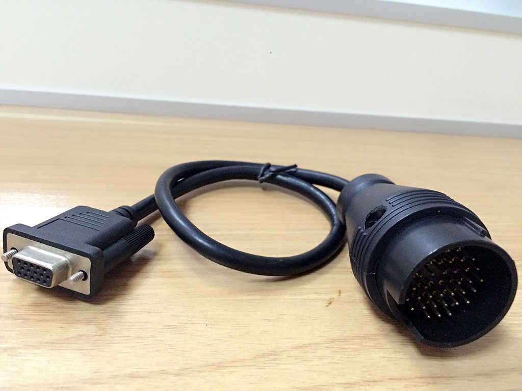 ZXK023-Mercedes 38P MALE TO DUS 15P Getting out